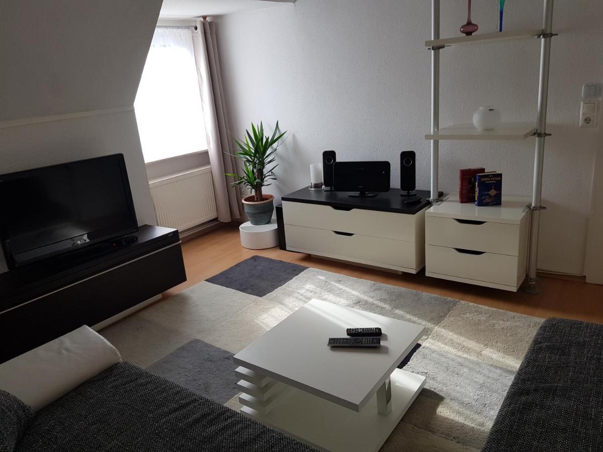 Apartment Am Suedpark Erfurt - Inkl Garten Mit Sitzlounge - Zentrumsnah Екстериор снимка