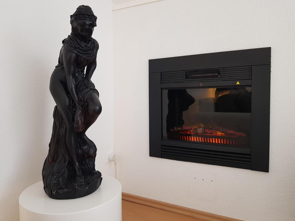 Apartment Am Suedpark Erfurt - Inkl Garten Mit Sitzlounge - Zentrumsnah Екстериор снимка