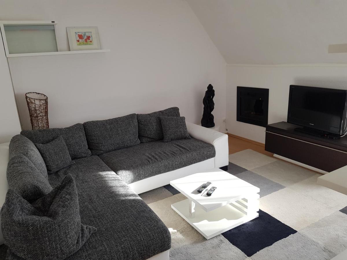 Apartment Am Suedpark Erfurt - Inkl Garten Mit Sitzlounge - Zentrumsnah Екстериор снимка